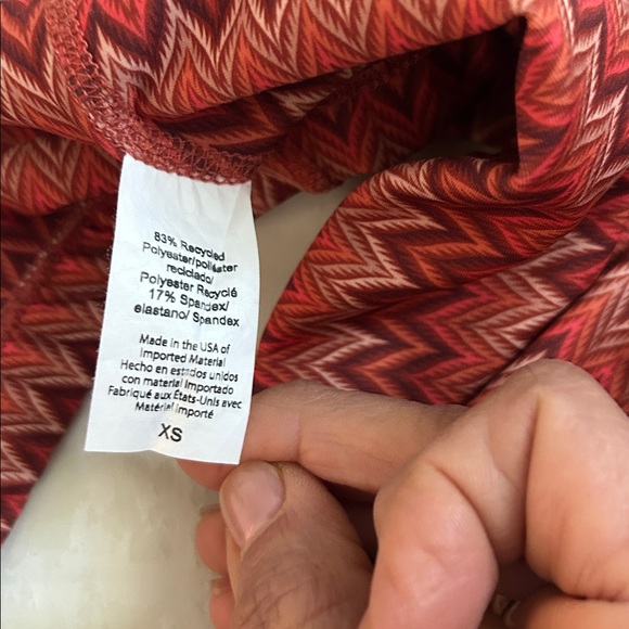 Burnt orange Zigzag Pattern Leggings and sports bra set - Picture 4 of 7